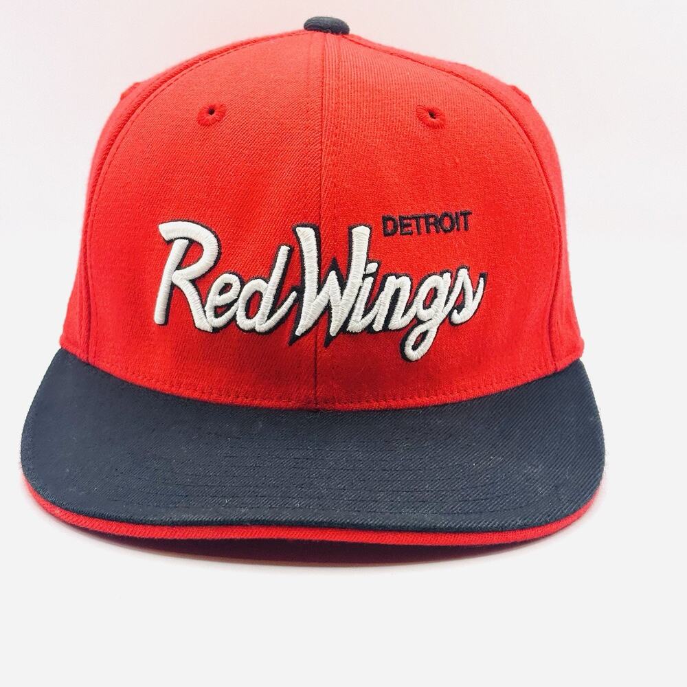 Detroit Red Wings Hat Cap Script Retro Style Reebok One Size Fits All NHL